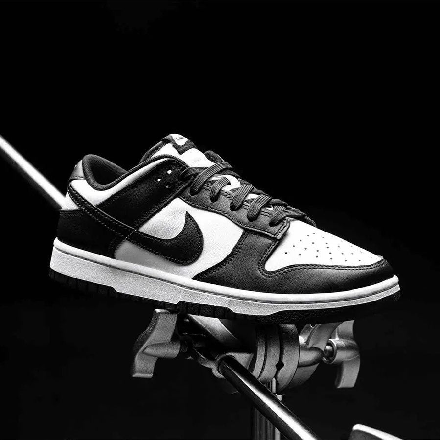 Nike Dunk Low newest Panda Black White Men size 8 In FAST SHIPPING