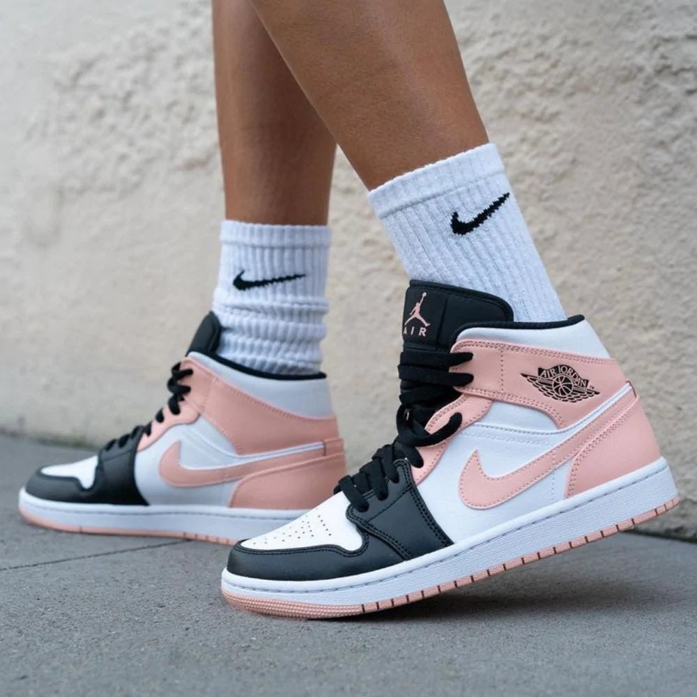 Air jordan 1 crimson tint nike hotsell
